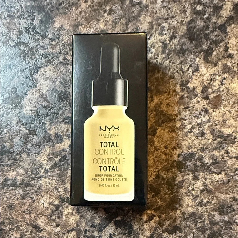 NYX Total Control Drop Foundation Buff